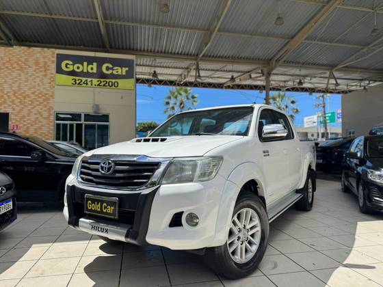 TOYOTA HILUX 3.0 SRV TOP 4X4 CD 16V TURBO INTERCOOLER DIESEL 4P AUTOMÁTICO TOYOTA HILUX 3.0 SRV TOP 4X4 CD 16V TURBO INTERCOOLER DIESEL 4P AUTOMÁTICO